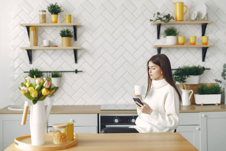 Imagen relacionada con Accesorios de celular para la cocina: cocina con comodidad y protege tu teléfono