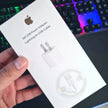 Cargador iPhone 5W 2 en 1 – Compacto y Versátil